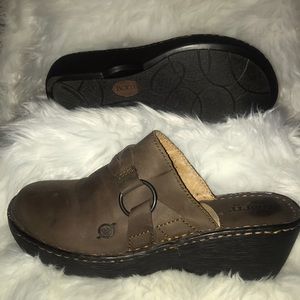 BORN brown leather clogs size 8